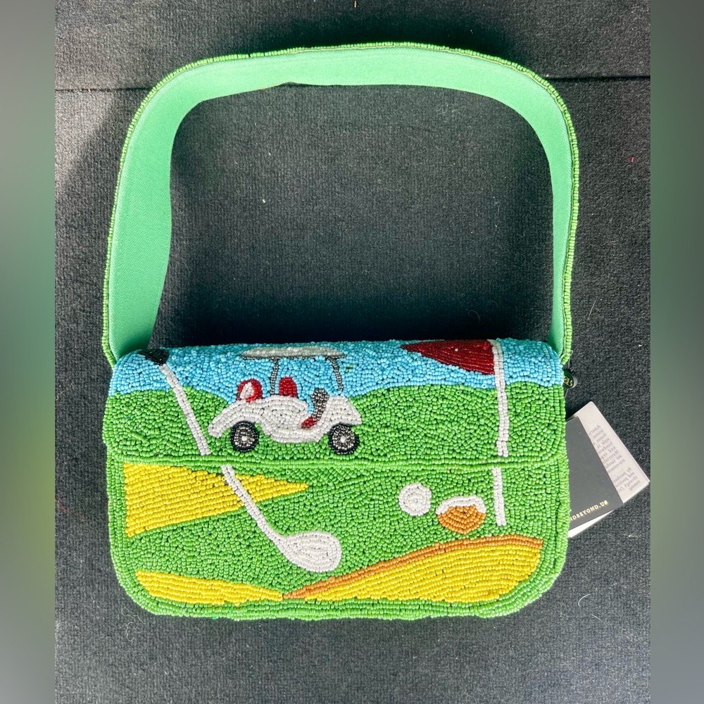 ⛳️🏌️‍♀️America & Beyond Beaded Golf Themed Handbag